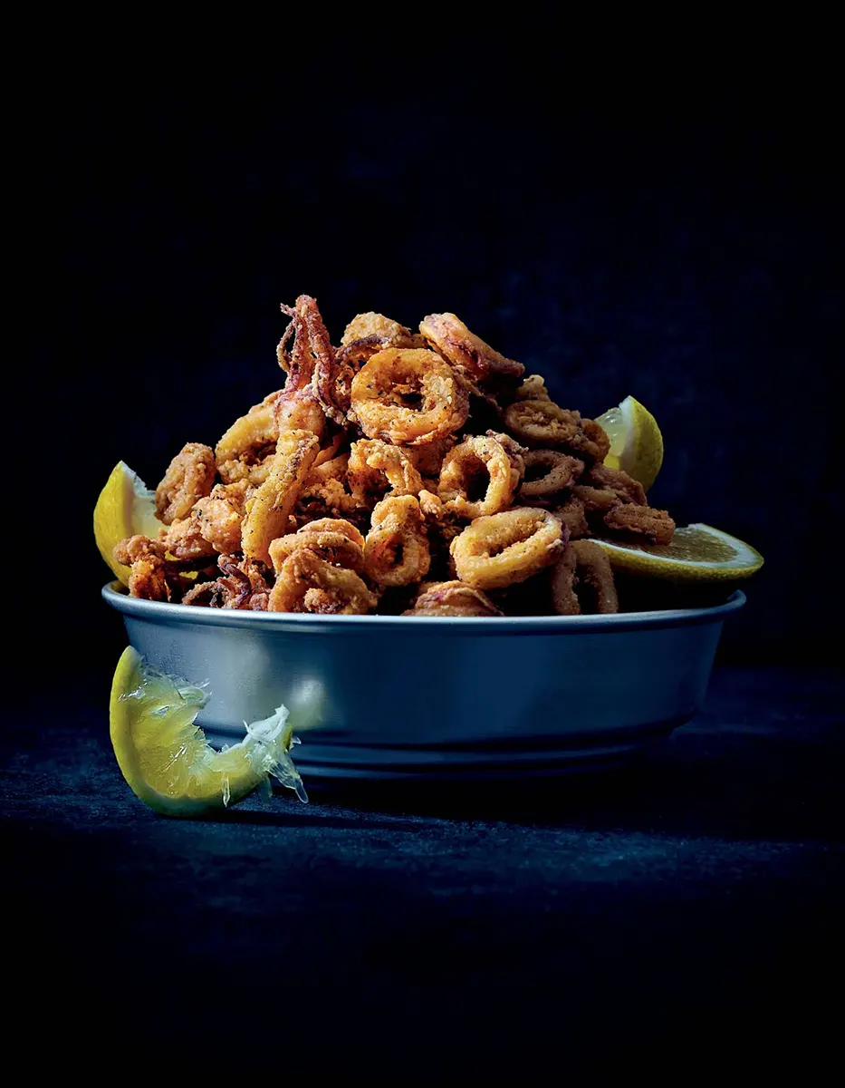 Calamars frits (Kalamária tiganitá)