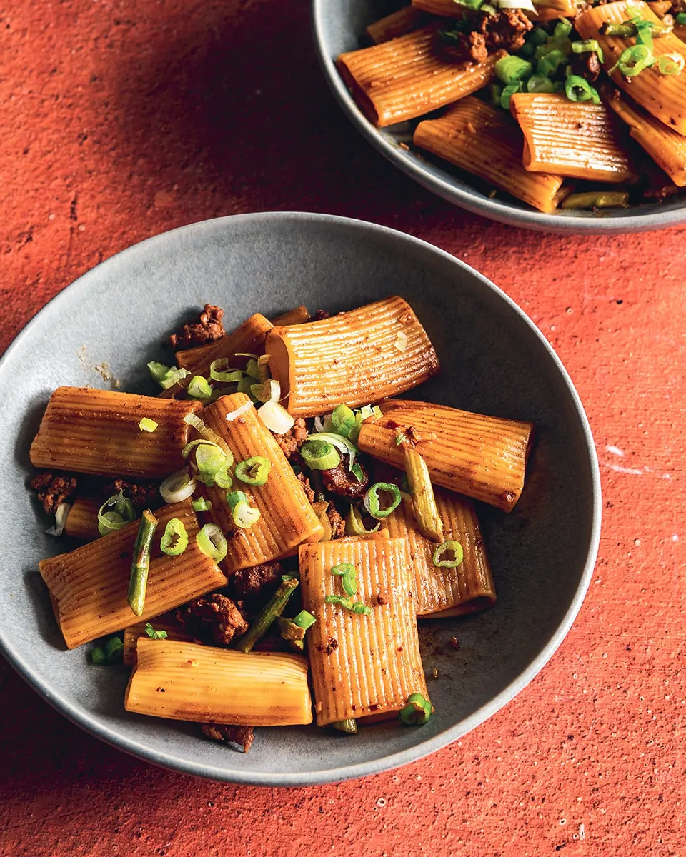 Rigatoni à l’agneau sauté et aux asperges
